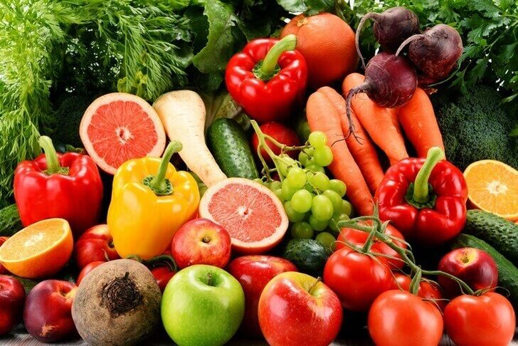 Your daily weight loss diet can include plenty of vegetables and fruits
